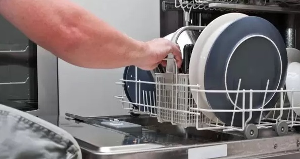 علت برق داشتن ماشین ظرفشویی